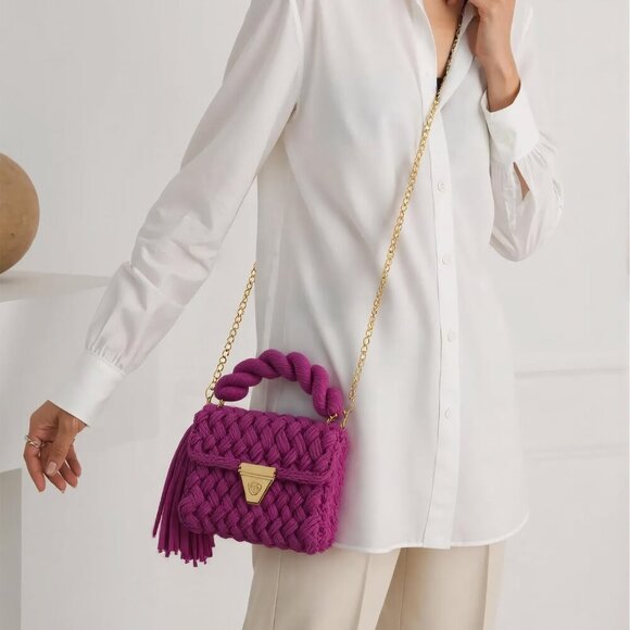 Handmade Pink Crochet Clutch Purse with Removable Tassel - Eco-Friendly Design - Picture 4 of 6